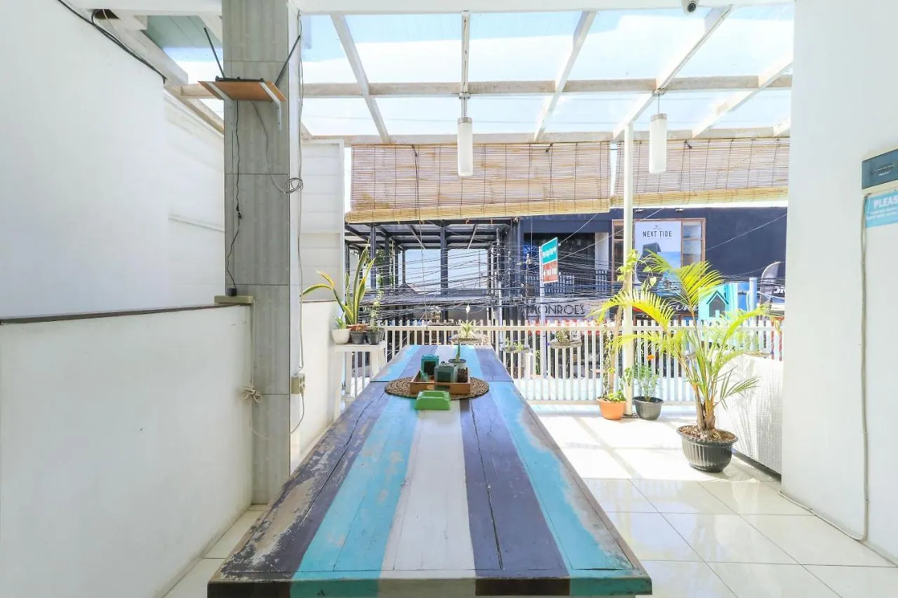 The Ruum Hostel Canggu 2*, Canggu (Bali)